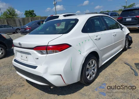2022 Toyota Corolla Le z USA, uszkodzony, nr VIN JTDEPMAE4N3023015